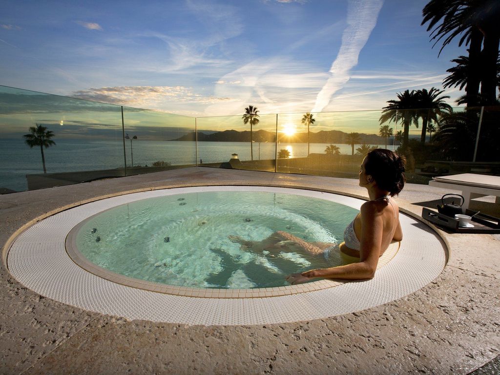 Canopy by Hilton Cannes