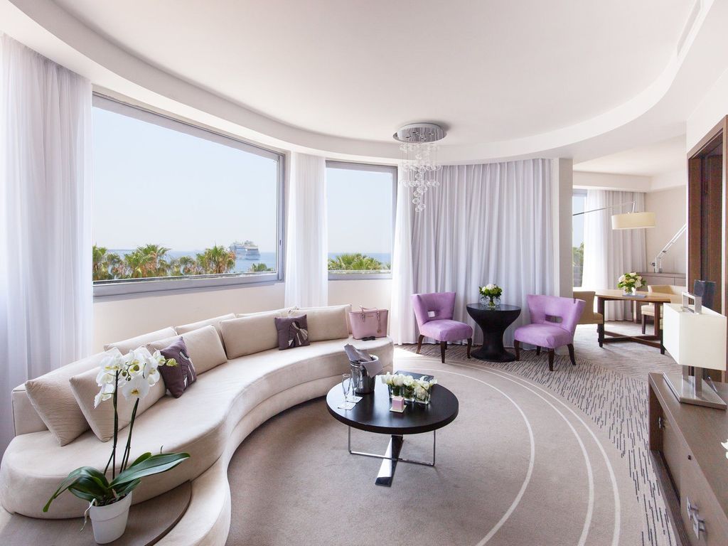 Canopy by Hilton Cannes