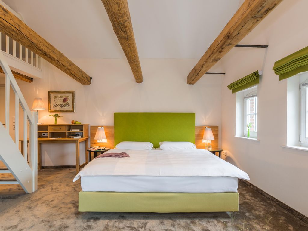 Tides Boutique Hotel