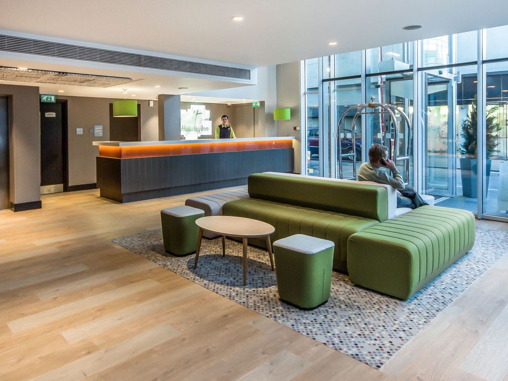 Holiday Inn LONDON - CAMDEN LOCK by IHG