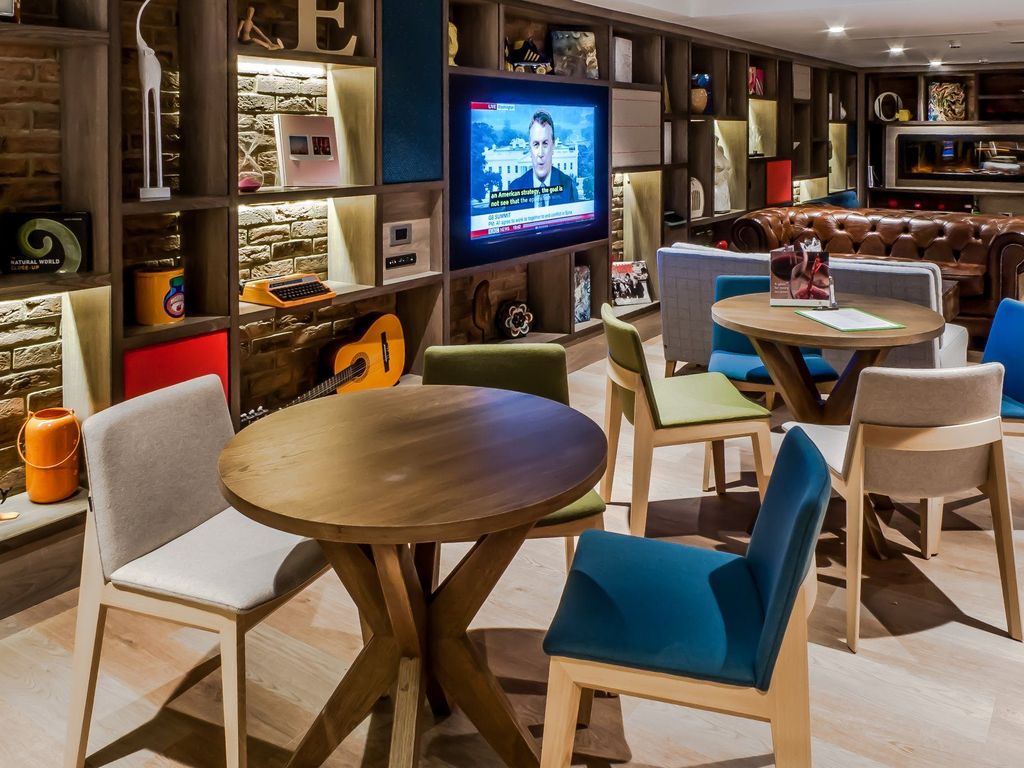 Holiday Inn LONDON - CAMDEN LOCK by IHG
