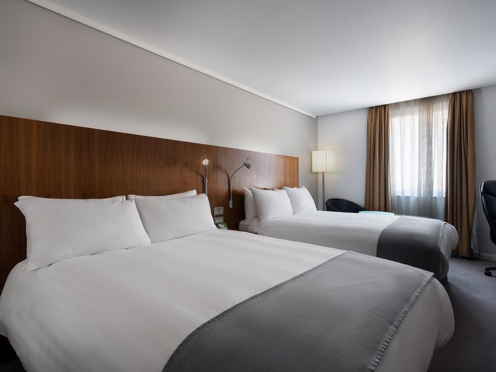 Holiday Inn LONDON - CAMDEN LOCK by IHG