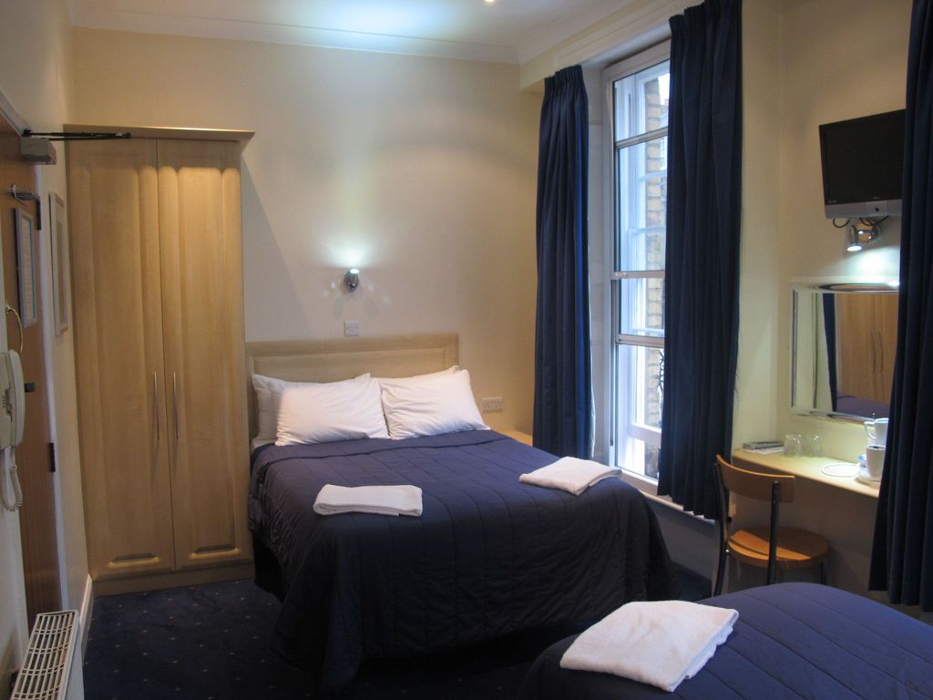Alhambra Hotel