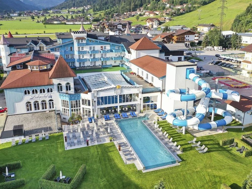 Schlosshotel Lacknerhof