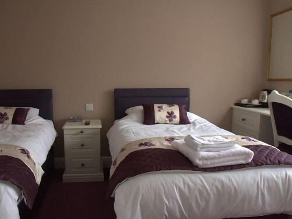 Highclere Hotel