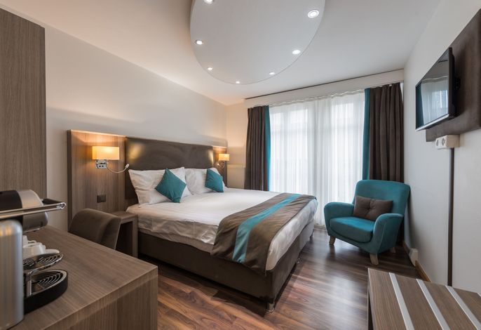 Hotel  Rousseau
