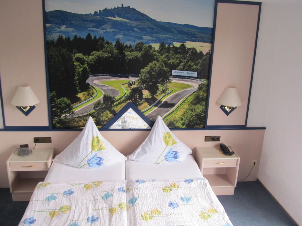 Land-gut-Hotel Zur Burg