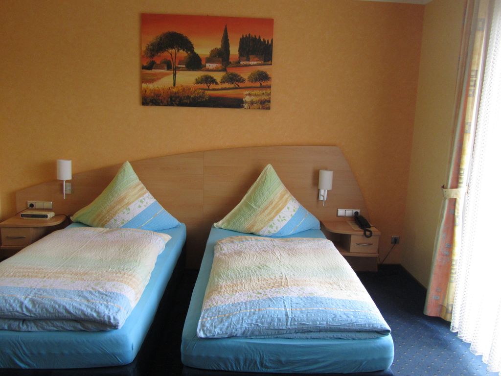 Land-gut-Hotel Zur Burg