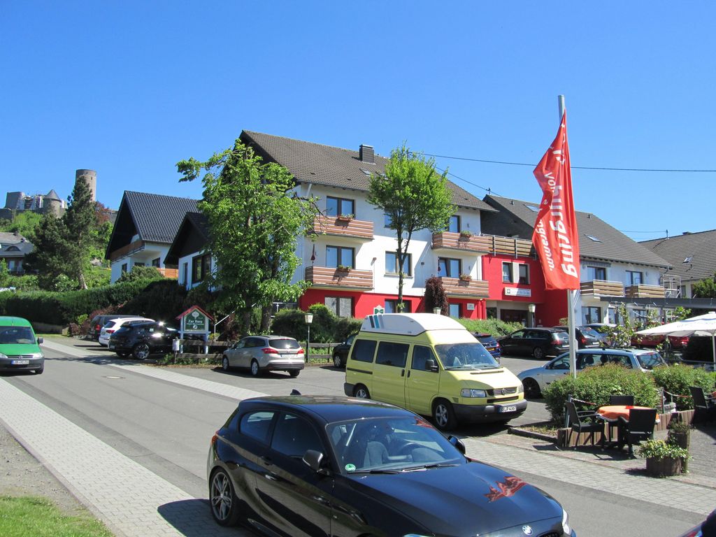 Land-gut-Hotel Zur Burg