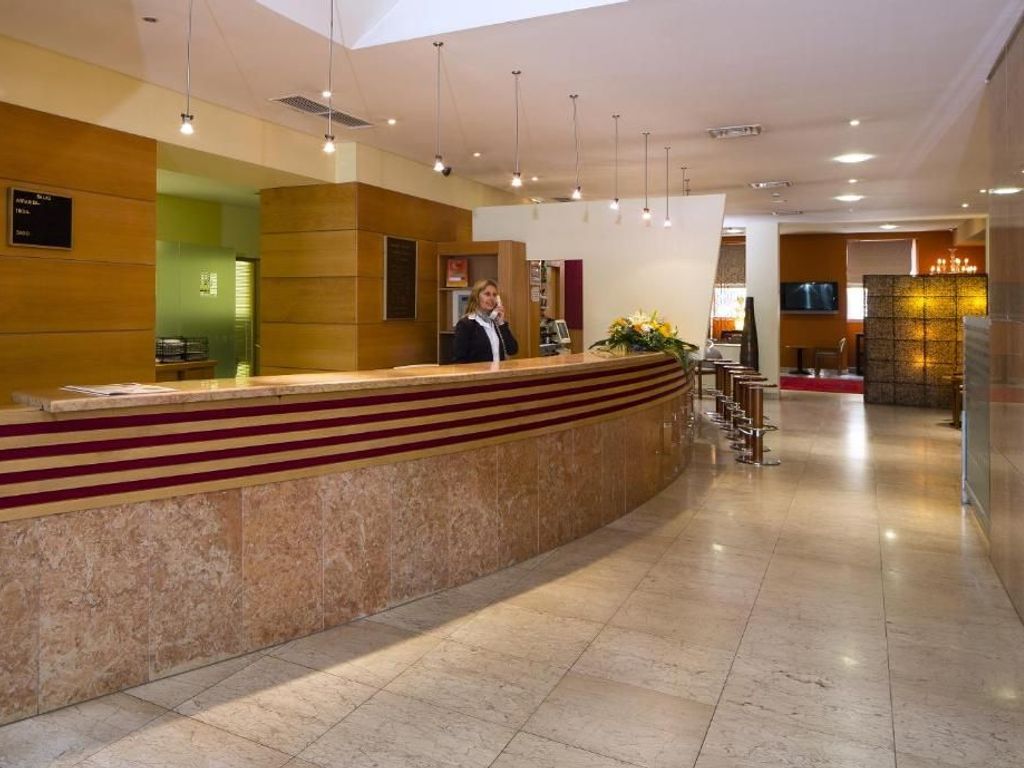LUNA ESPERANÇA CENTRO HOTEL