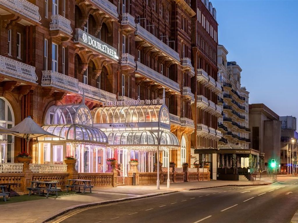 DoubleTree by Hilton Brighton Metropole