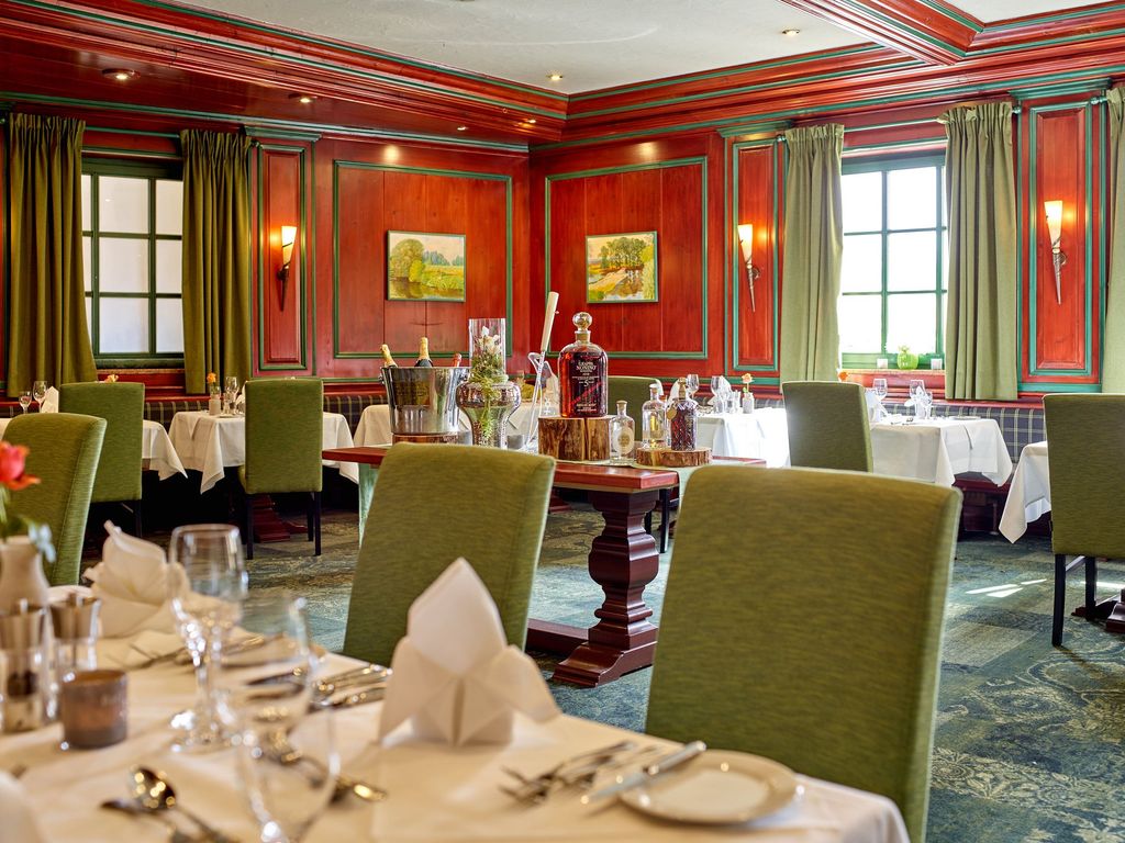 MAXIMILIAN Grand Hotel