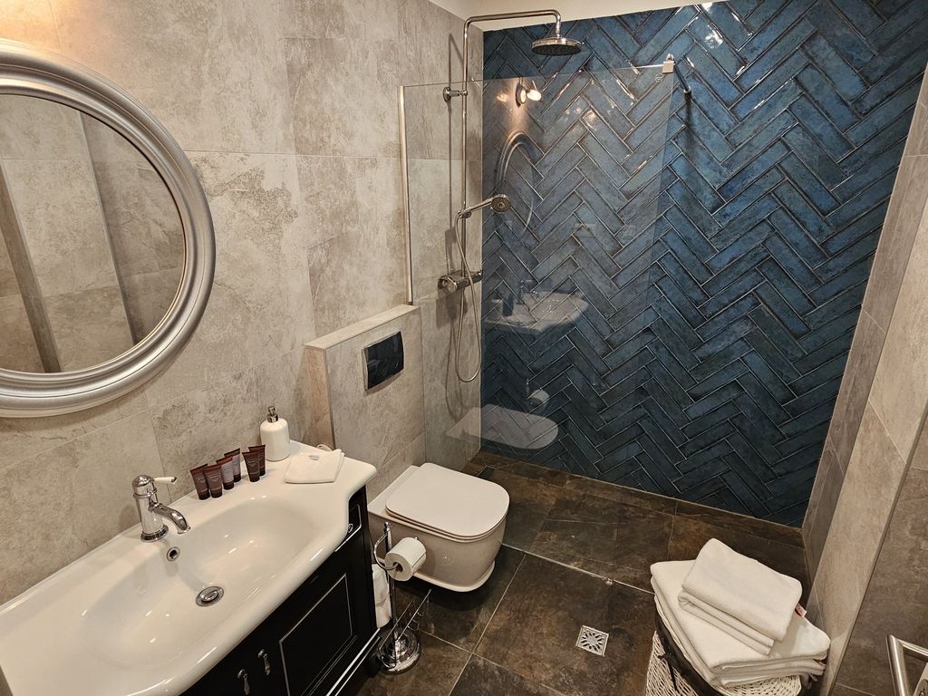 Room42