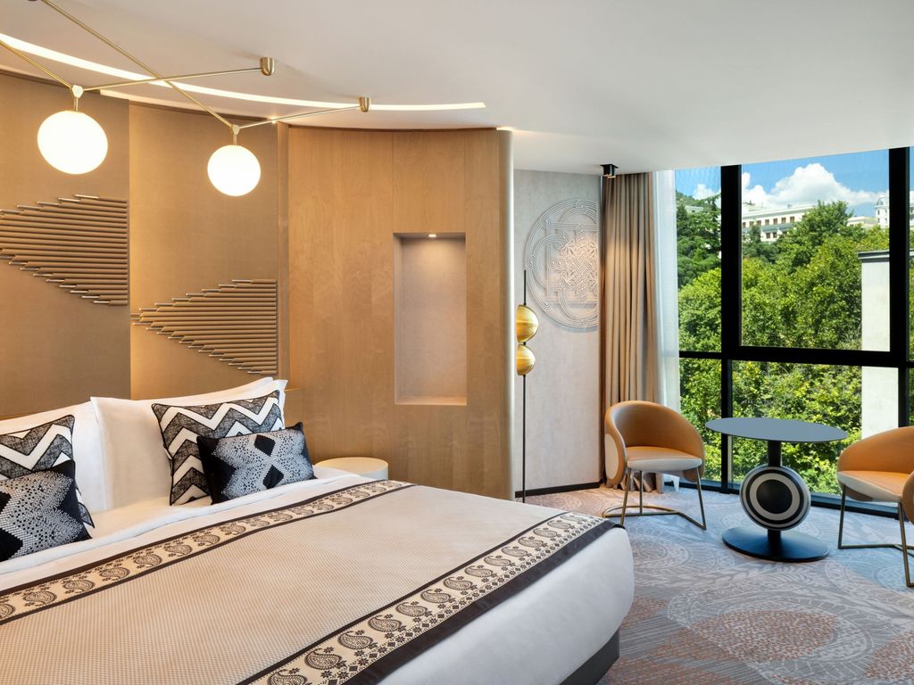 Paragraph Freedom Square a Luxury Collection Hotel Tbilisi