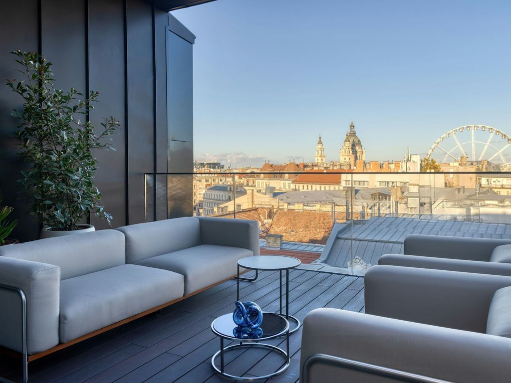 Dorothea Hotel Budapest Autograph Collection