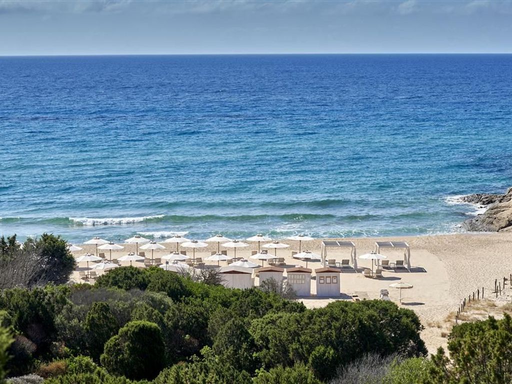 Conrad Chia Laguna Sardinia