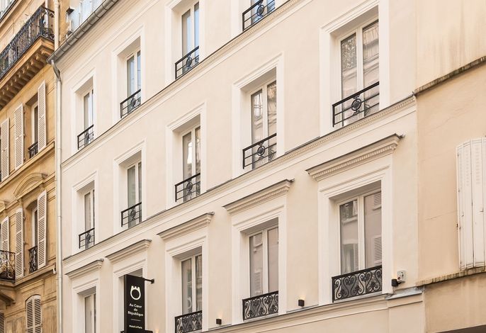 HOTEL AU CŒUR DE REPUBLIQUE