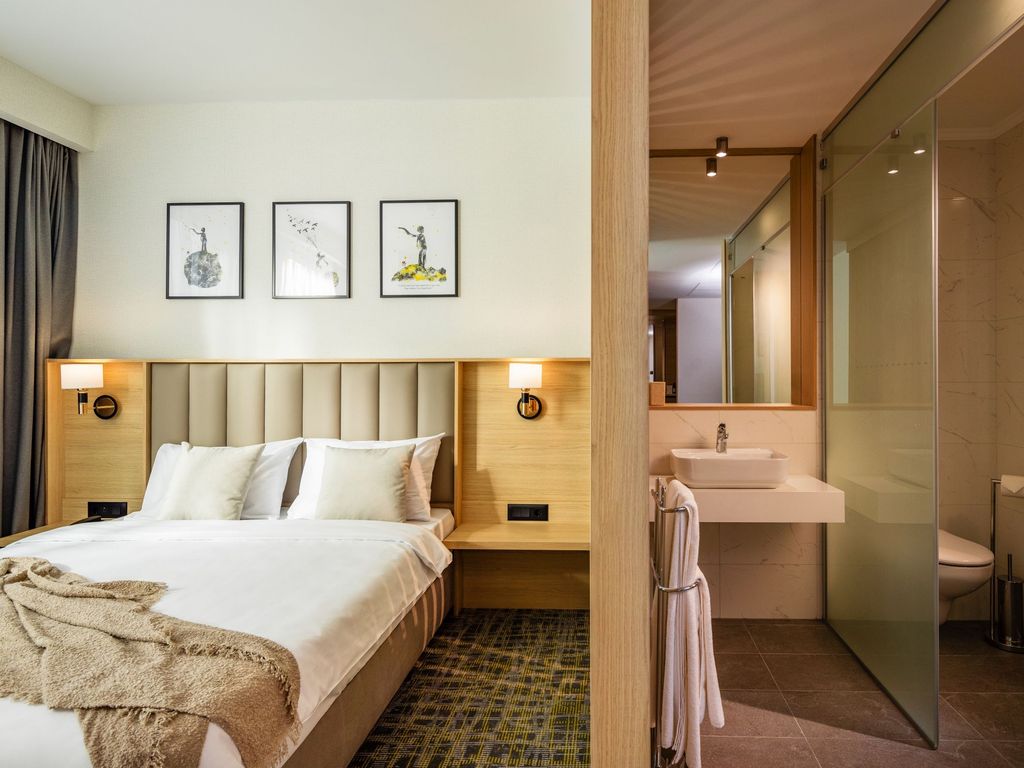 B1 City Hotel
