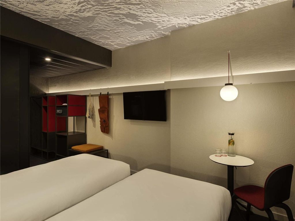 ibis Kyiv Beresteiska