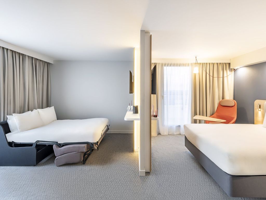 Holiday Inn Express PARIS - POISSY by IHG