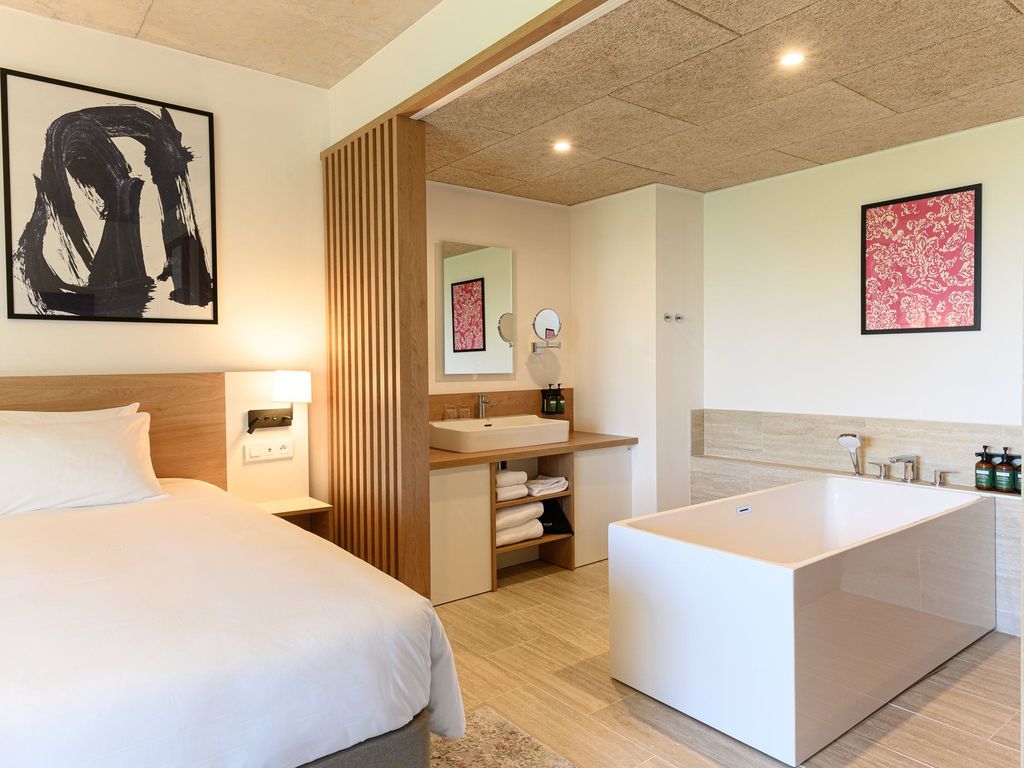 voco BEAUNE – CITÉ DES VINS by IHG