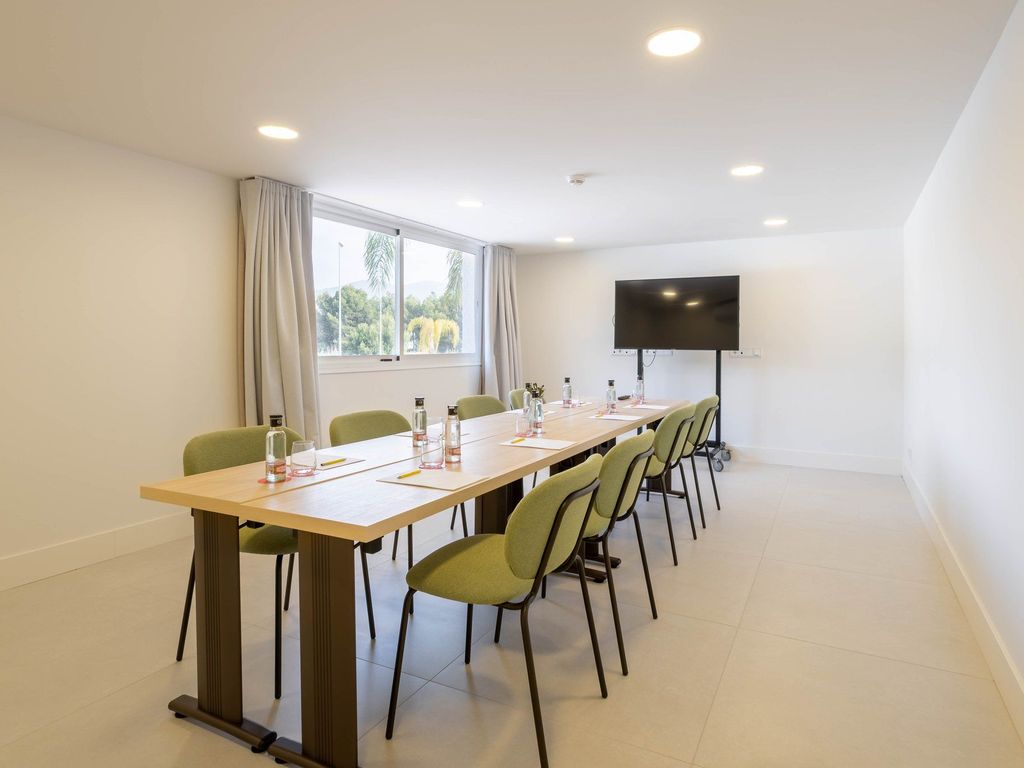 Kimpton LOS MONTEROS MARBELLA by IHG