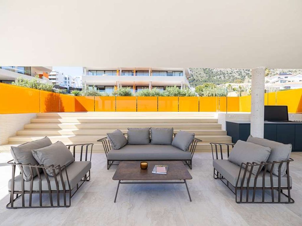 Leiro Residences