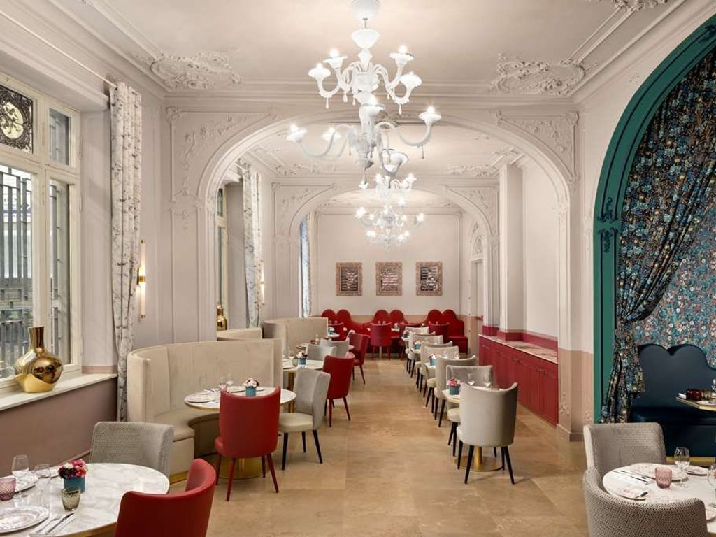 Anglo American Hotel Florence Curio Collection by Hilton