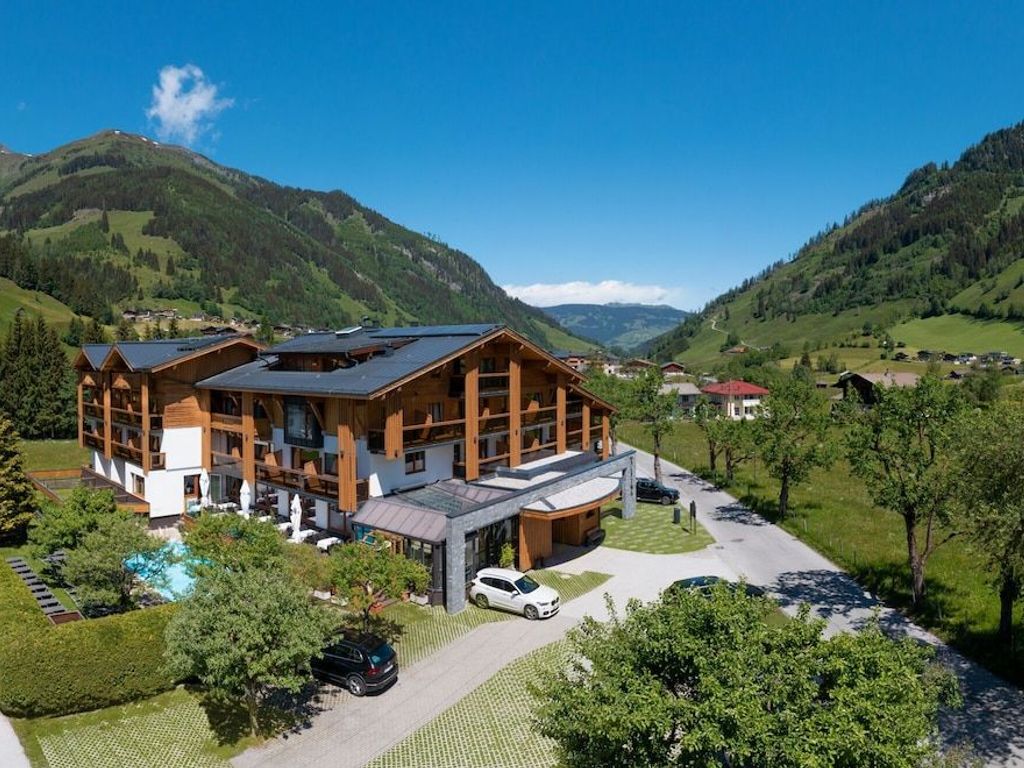 Hotel Alpina