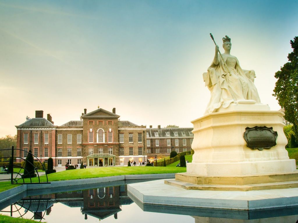 Holiday Inn Express LONDON - VICTORIA by IHG