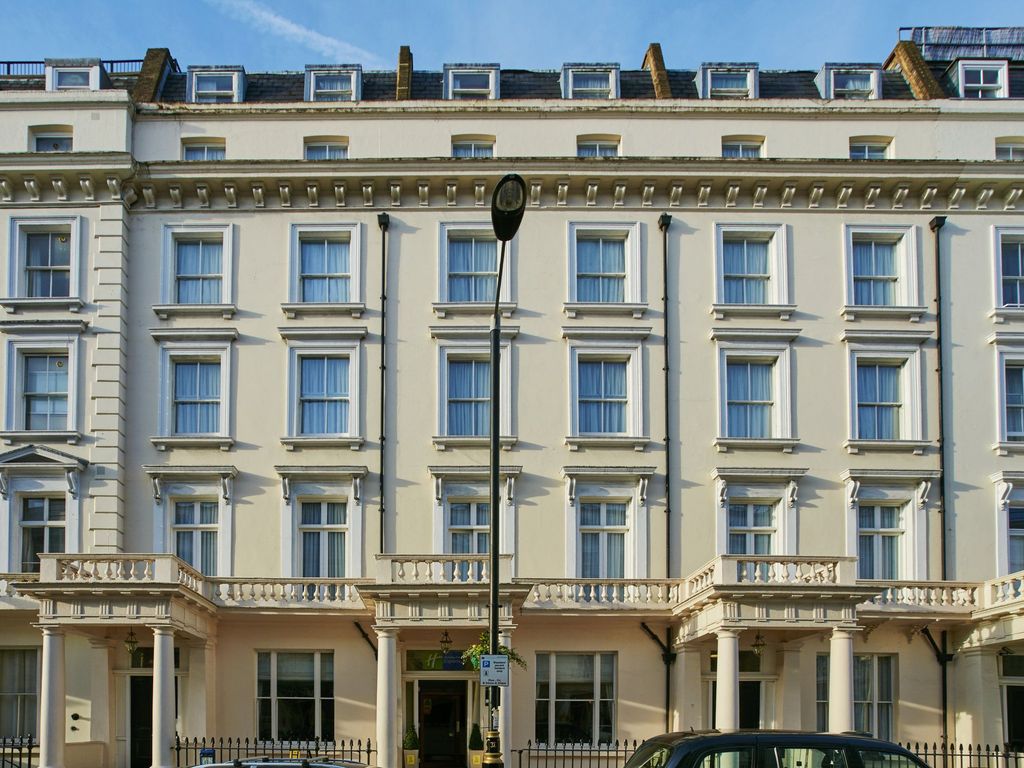 Holiday Inn Express LONDON - VICTORIA by IHG