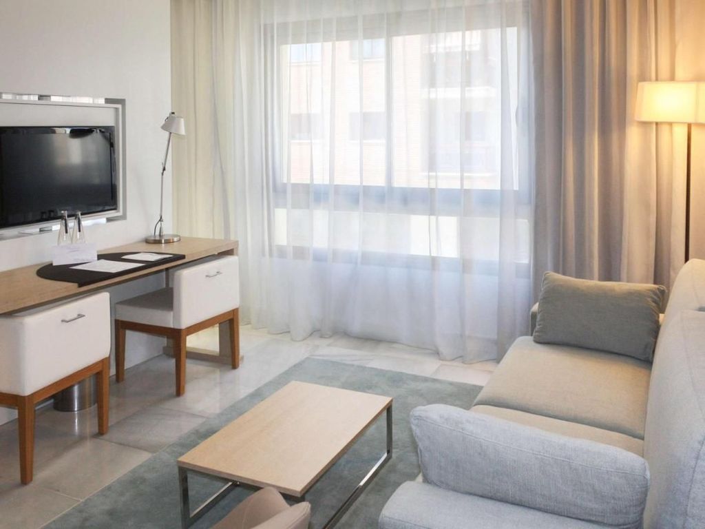 SUITTES HOTEL