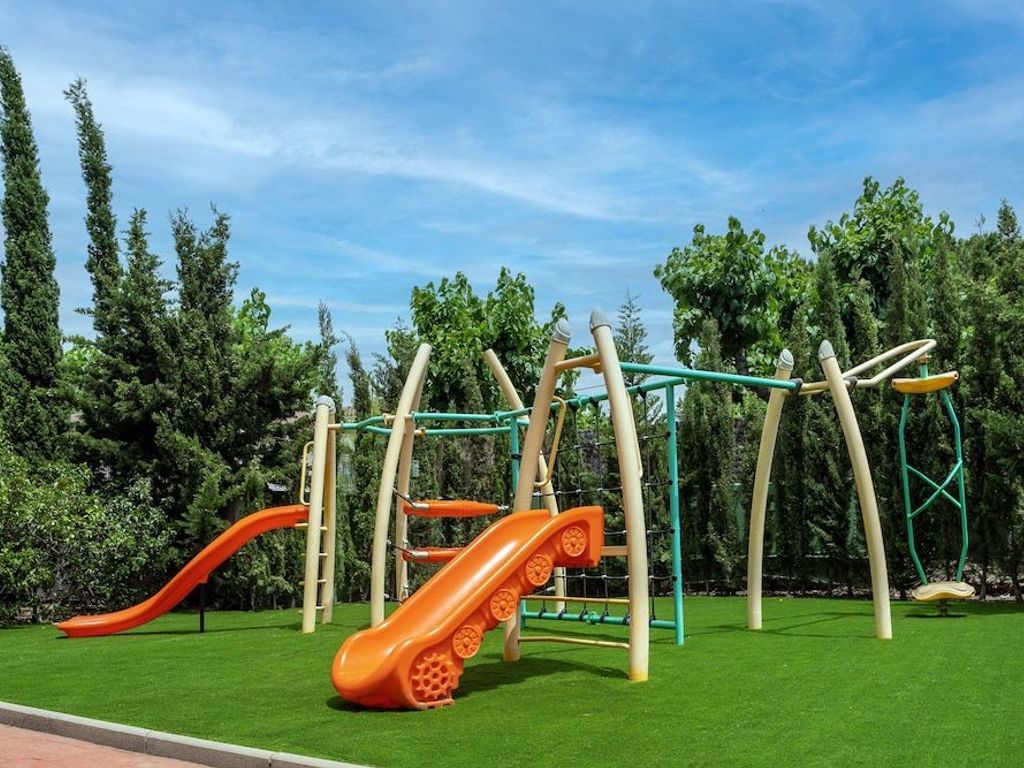 Ponient Pirámide Salou by PortAventura World