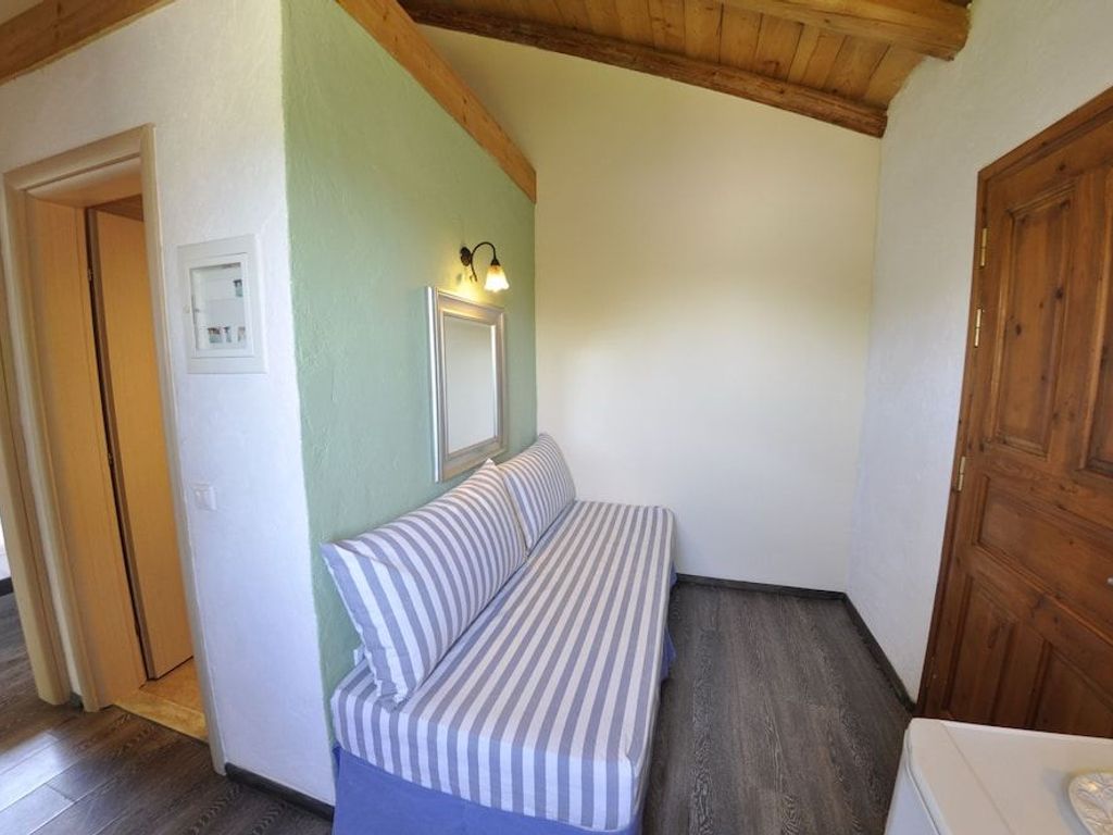 Adamantia Hotel