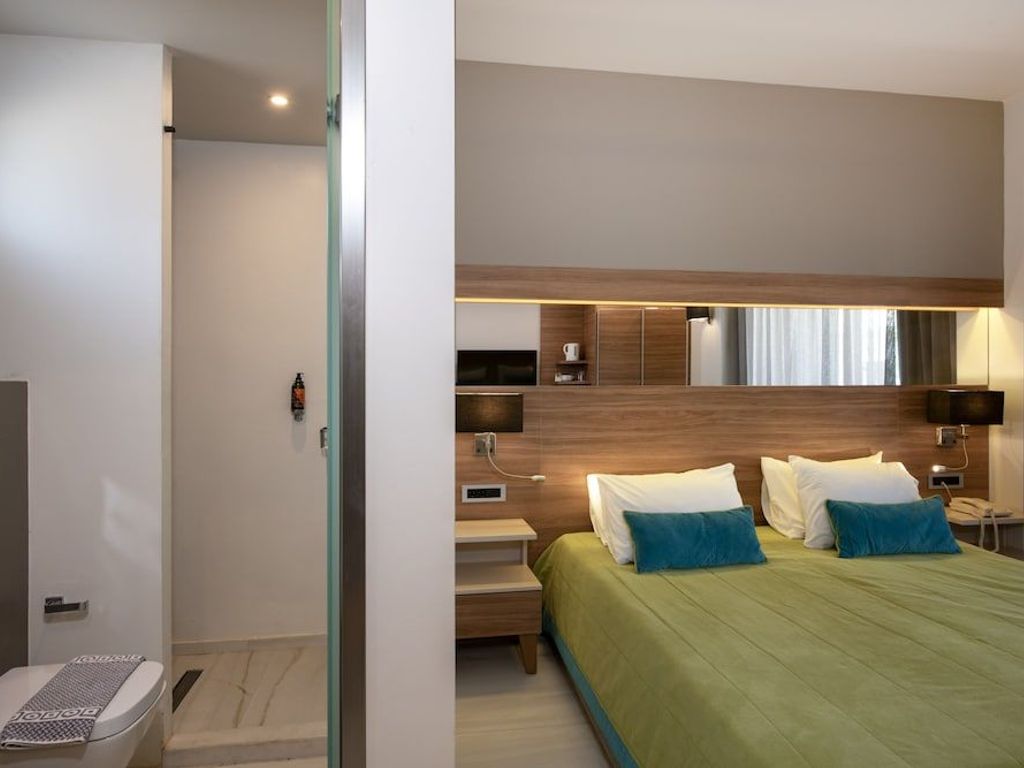 Atrion Hotel