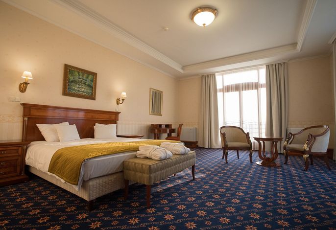 Hotel Golden Palace