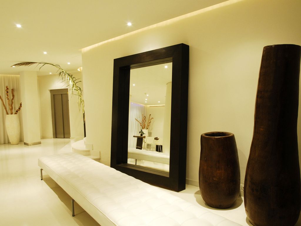 El Hotel Pacha - Junior Suites only -