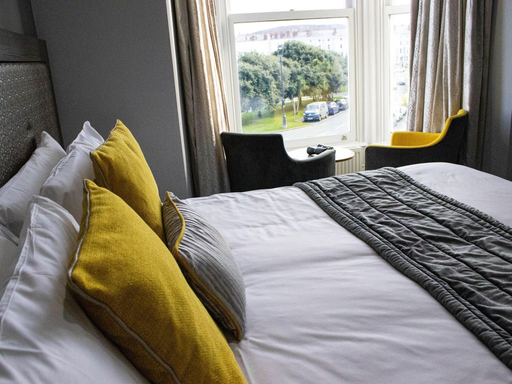 Belmont Hotel