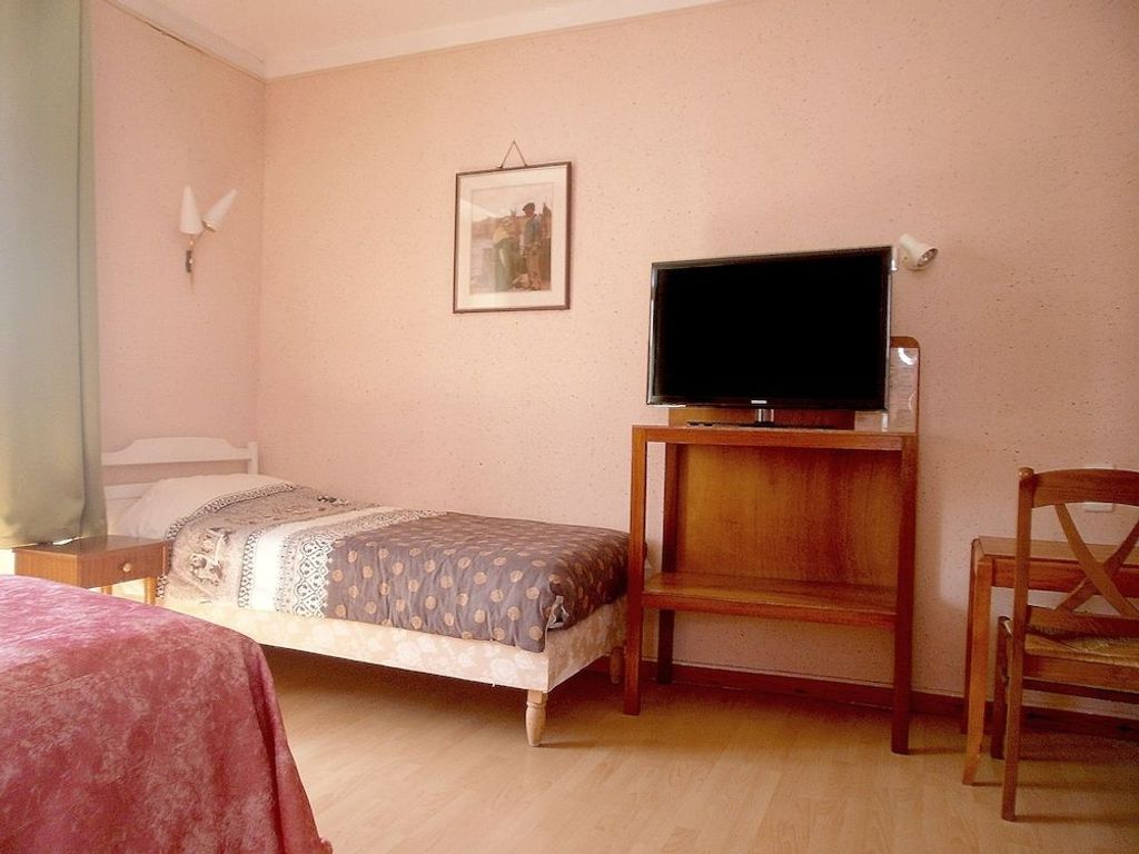 Hotel Modern