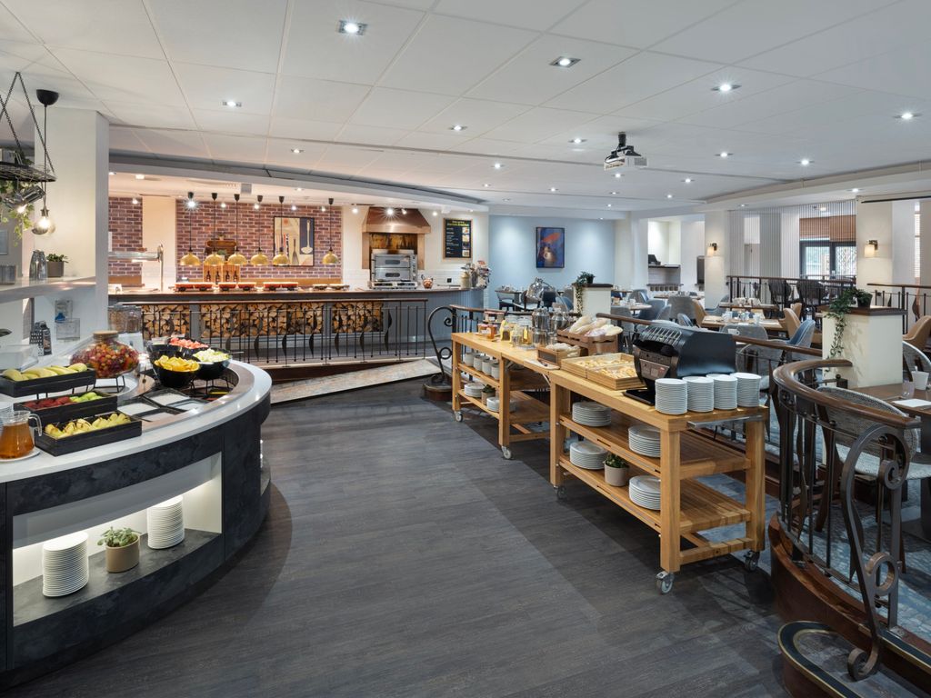 Delta Hotels by Marriott Heathrow Windsor