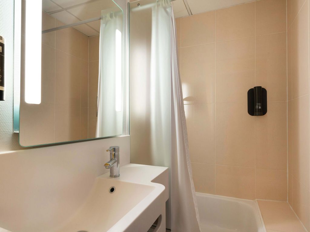 B&B Hotel Cholet Sud