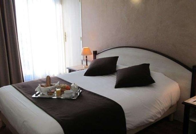 HOTEL ARIANE ISTRES