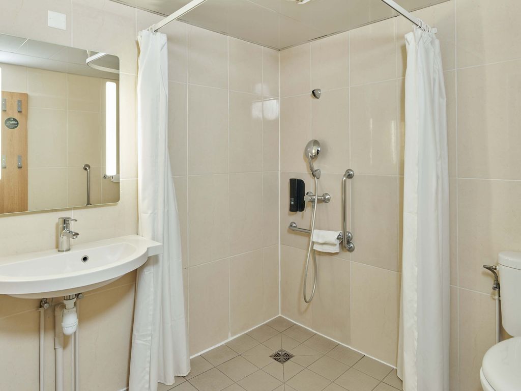 B&B HOTEL Orly Rungis Aéroport 2 étoiles