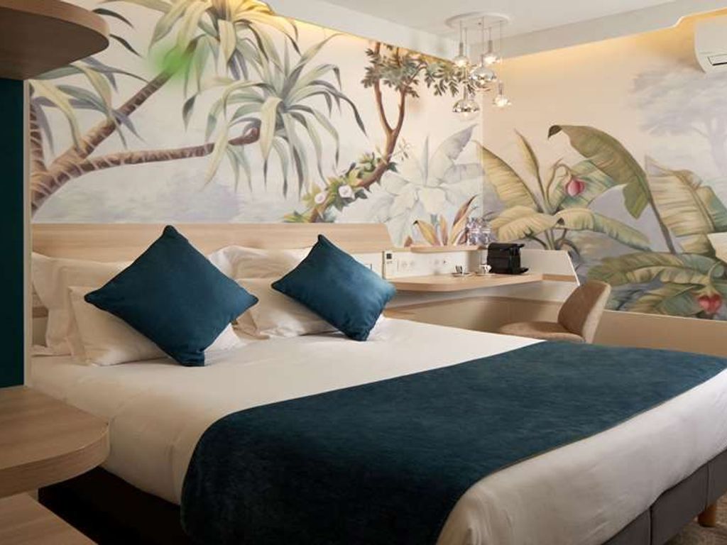 Hotel Apolonia Paris Montmartre Sure Hotel Collection by BW