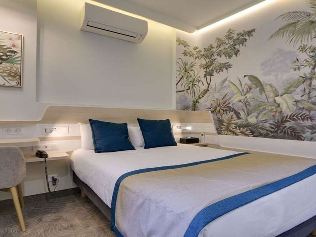 Hotel Apolonia Paris Montmartre Sure Hotel Collection by BW