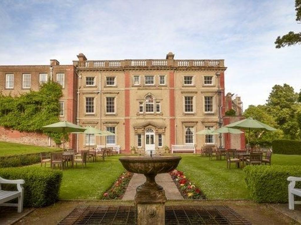 The Elms Hotel