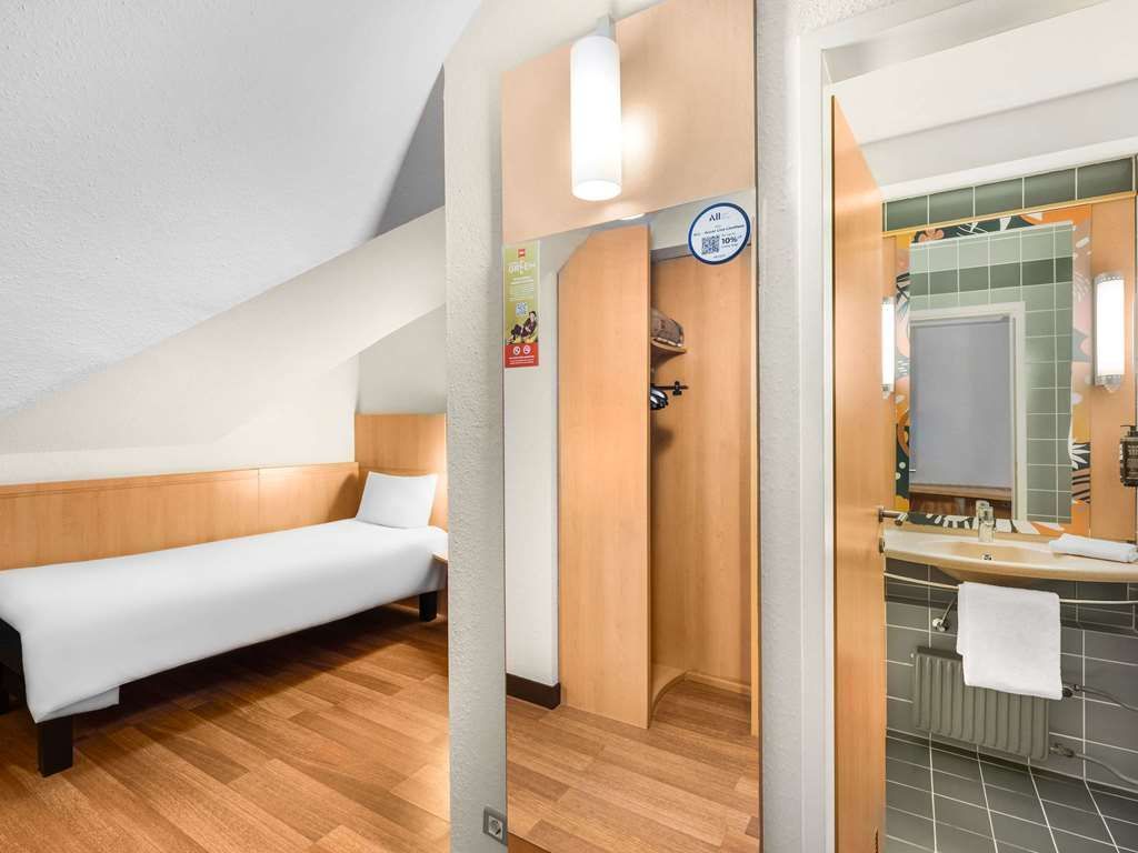 ibis Budapest Heroes Square
