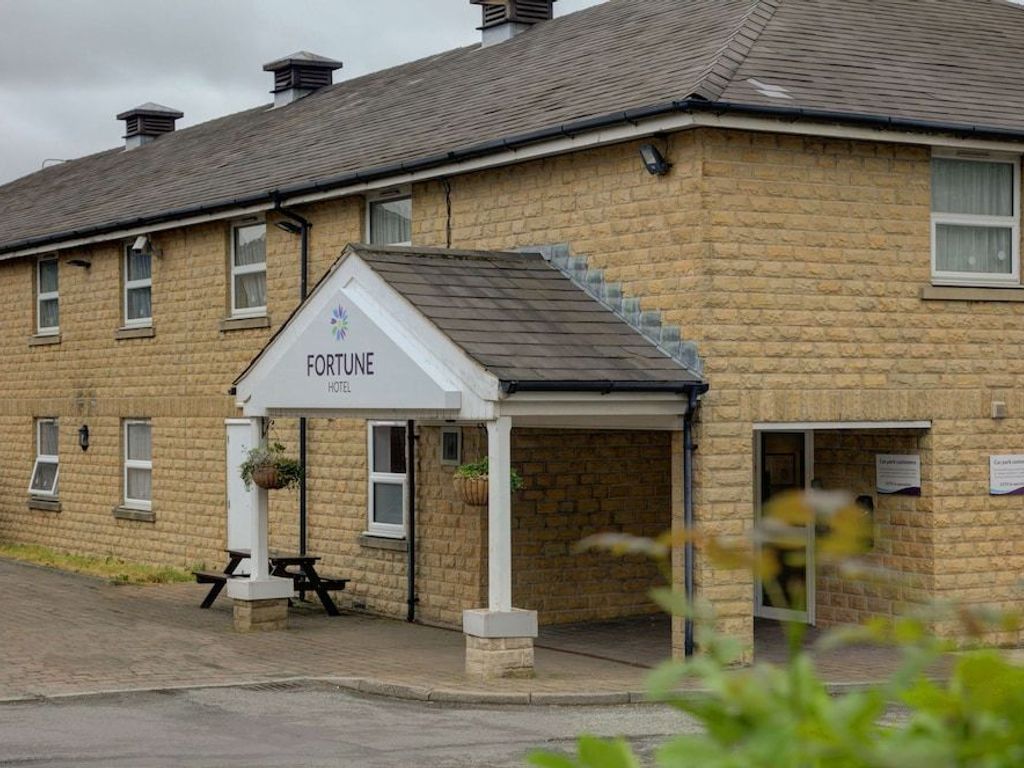 Fortune Huddersfield Sure Hotel Collection by Best Western