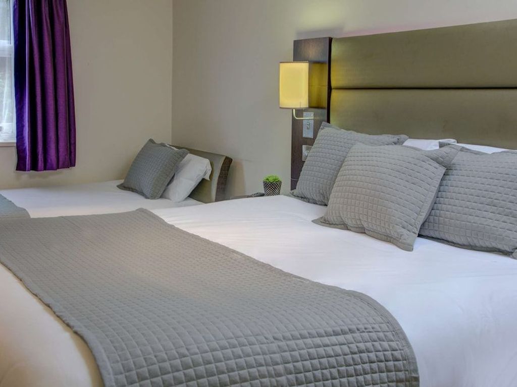Fortune Huddersfield Sure Hotel Collection by Best Western