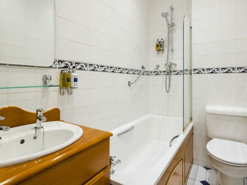 Housel Bay Hotel